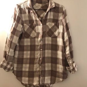 Long Sleeve Plaid Button Up